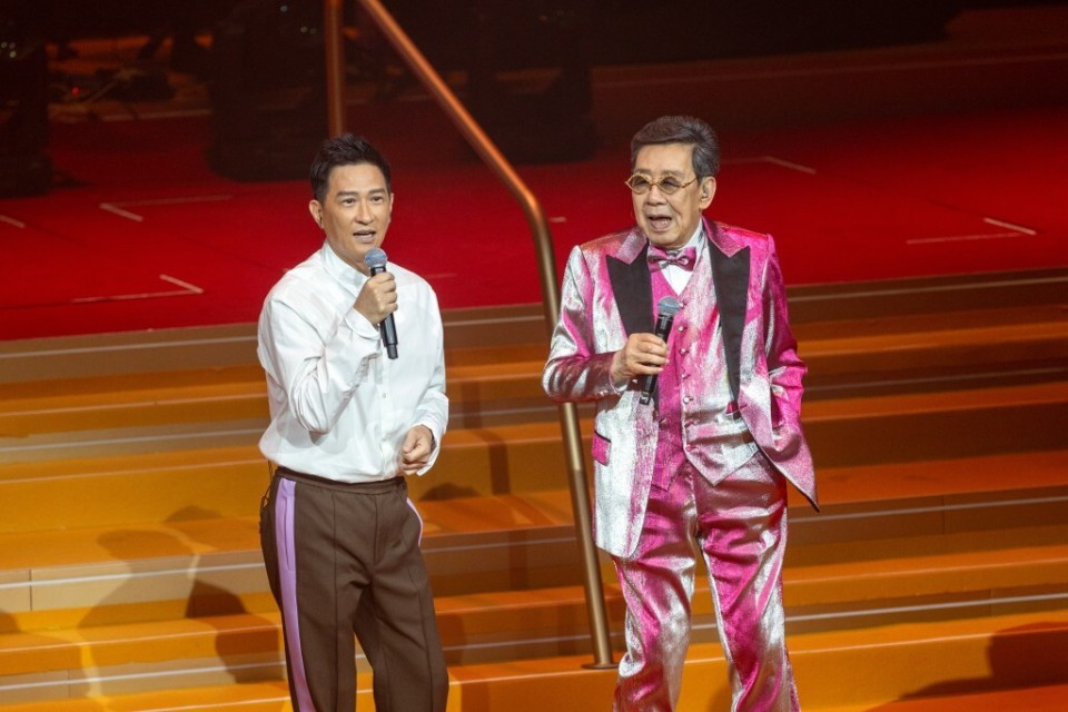 寿,苏永康,黎瑞恩,胡杏儿,何国材,邓丽欣,王菀之,张继聪,周柏豪等20几