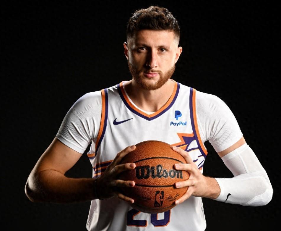 太阳126-104爵士球员评分:3人满分,2人良好,3人及格,1人拉胯_腾讯新闻