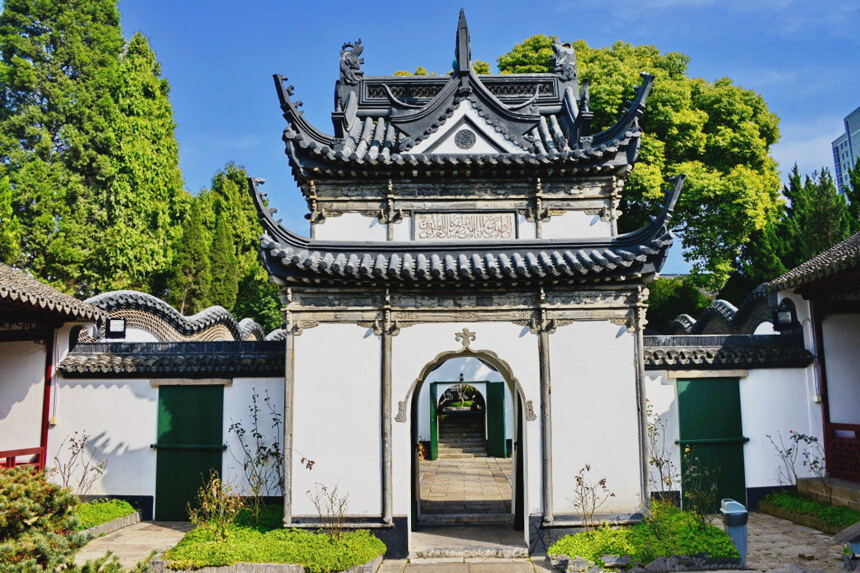 听雨——明代颐园醉白清荷——醉白池2006年,松江再次评选"新十二景"