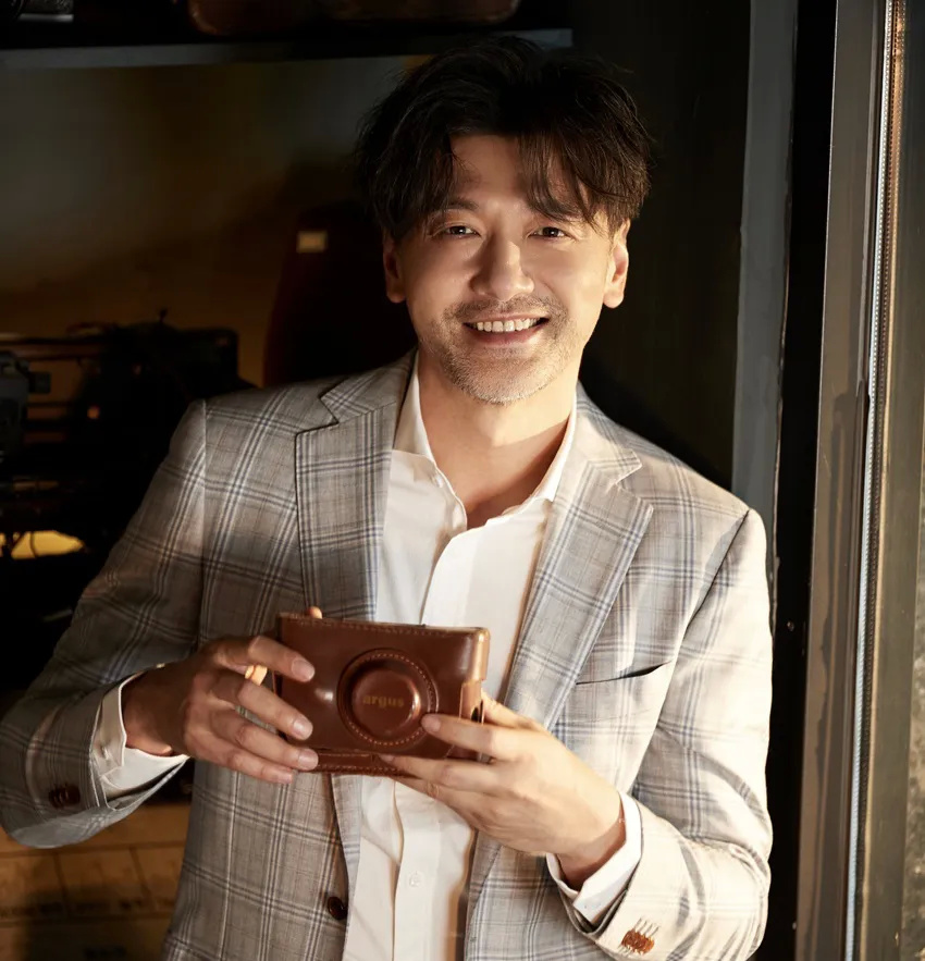 演员王策:从高富帅沦为爸爸专业户,他虽不火但却靠脸打下一片天_腾讯