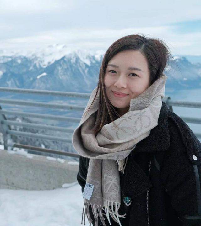 巴黎奥运引发关注的美女乒乓球手万远公示其男友，竟然是老熟人_腾讯新闻