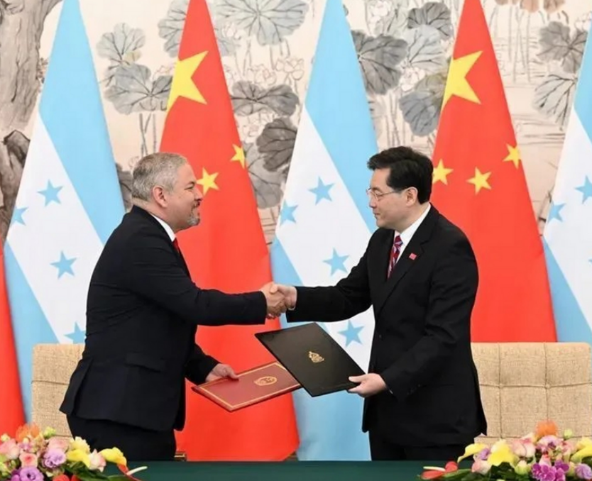 卡斯特罗访华没白跑,洪都拉斯产品将出口中国,巴拉圭也对华示好-腾讯