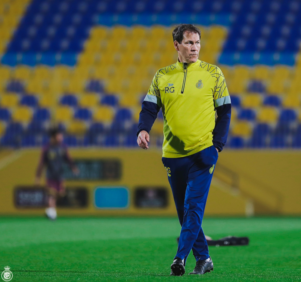 c罗推动换帅!曝利雅得胜利解雇加西亚,新帅曝光,签至赛季结束_腾讯新