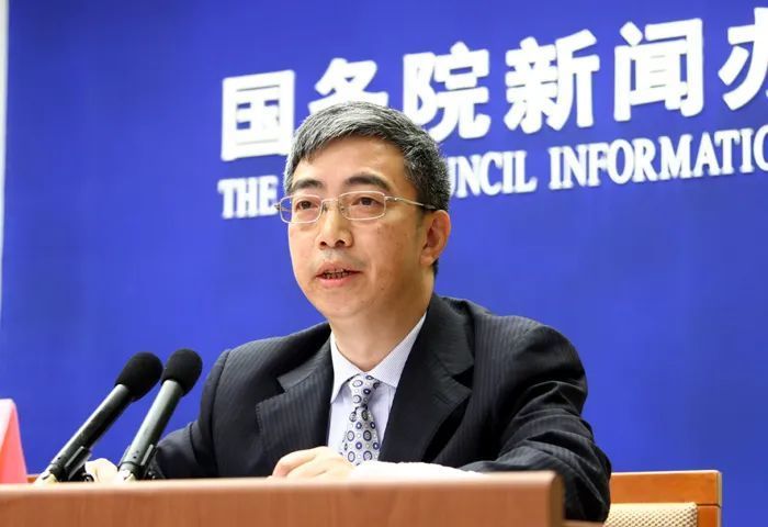 本轮人事调整中,多位"戎装常委"履新,如尹红星任西藏自治区党委常委