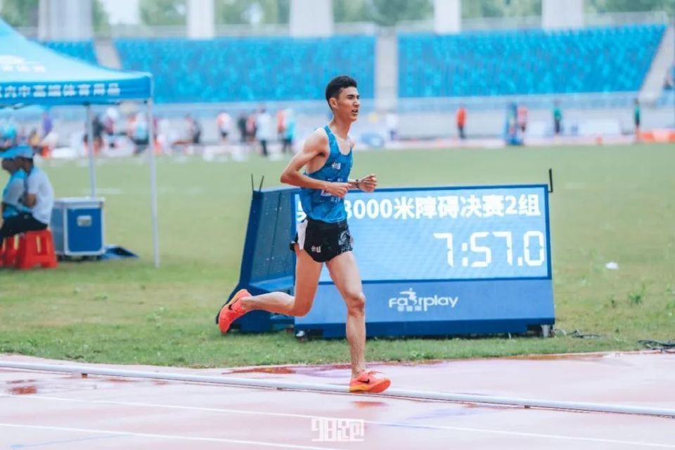 跑视界 | 全国田径大奖赛收官战:谢冬生回归1500米,创今年最好成绩