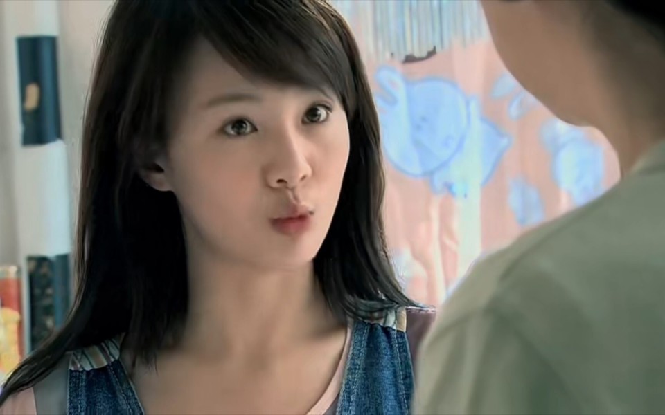 郑爽近照彻底翻车疑整过容嘴巴歪了放出狠话不欠任何人