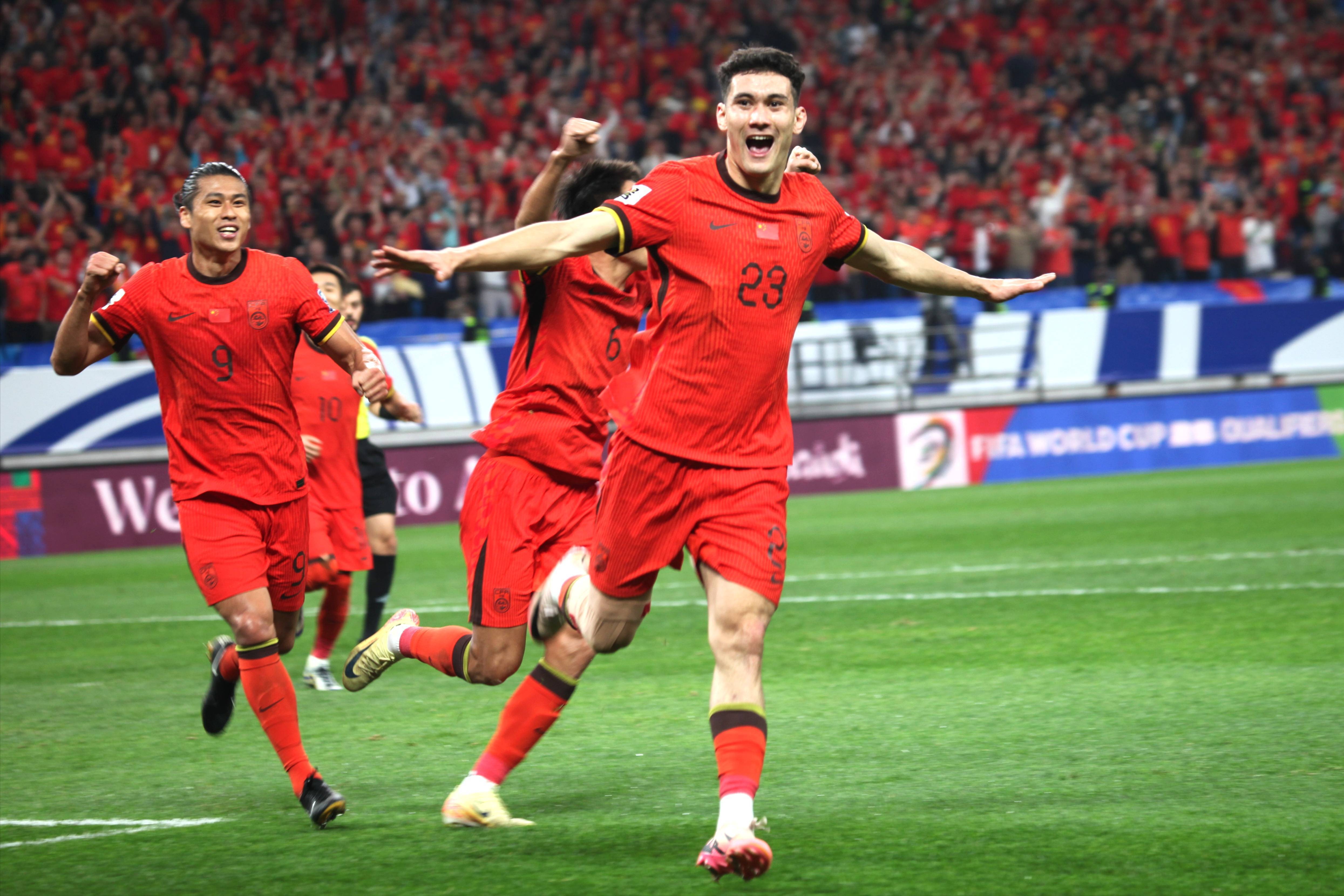 国足传来大利好，重量级中场核心将加盟出战18强赛，球迷：冲击世界杯有戏-腾讯新闻