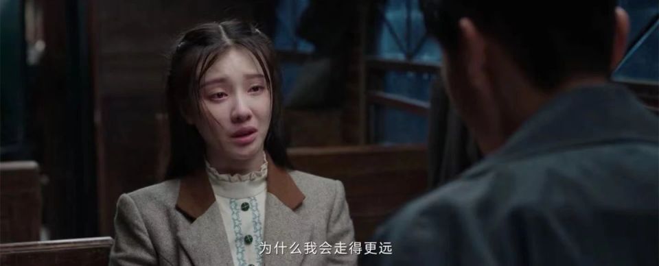 宋卓武在抗战胜利时,被关雪安排的小武暗杀.