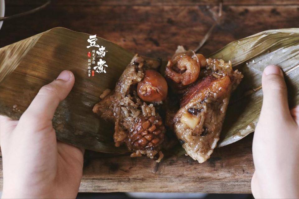 可以说日常见到的一些食材都会搭配进粽子里