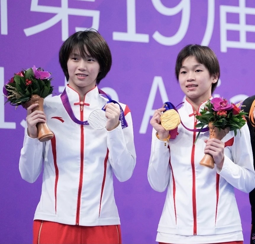 16岁长成大姑娘:身高1米5 携手陈芋汐录节目-腾讯新闻