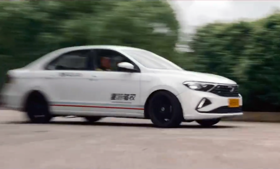 最适合飞驰的车是奥迪a3?《飞驰人生2》车型大剖析_腾讯新闻