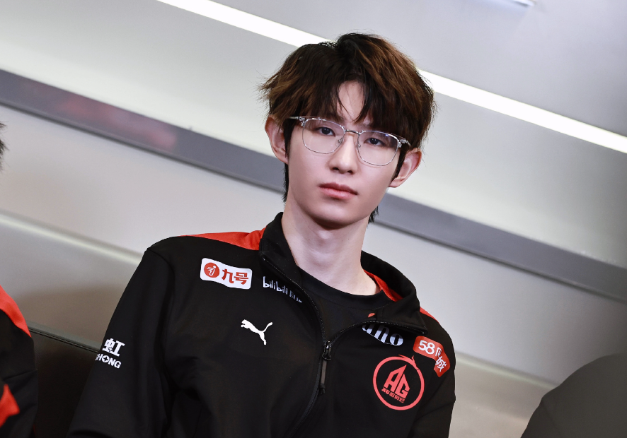 被lgd二队零封,极光一直在送,未央也没状态_腾讯新闻