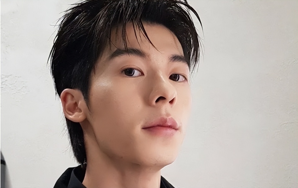 30多岁还能把高中生演火,许光汉独特的少年感,是一把杀手锏