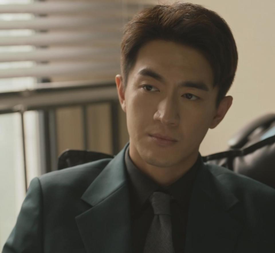 《玫瑰的故事》黄振华大结局：当苏更生备胎，护方太初周全，真累_腾讯新闻