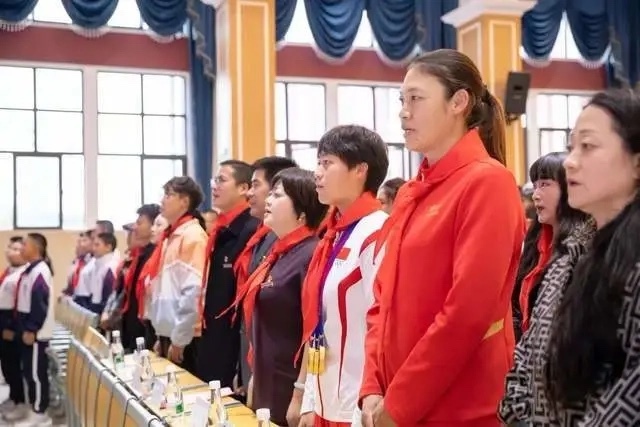 土皇后！范繼文妻子禁止女隊員留長發穿裙子+談戀愛 丈夫卻猥褻女隊員 - 