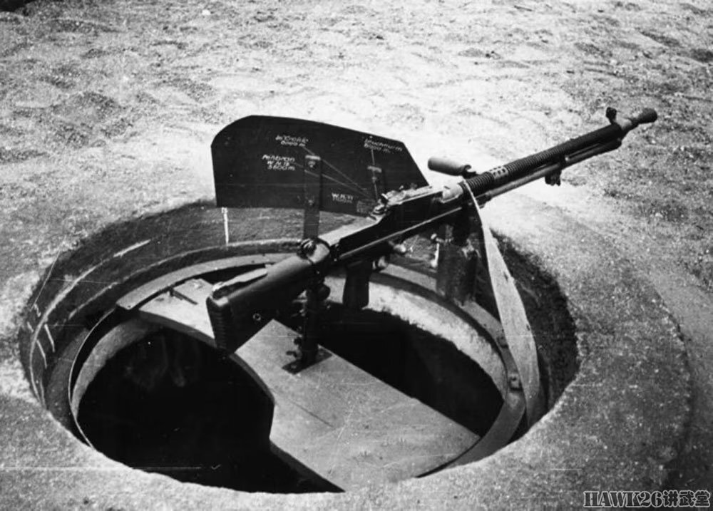 俄罗斯博主访问摩尔曼斯克 发现二战遗迹 解读"托布鲁克碉堡"_腾讯