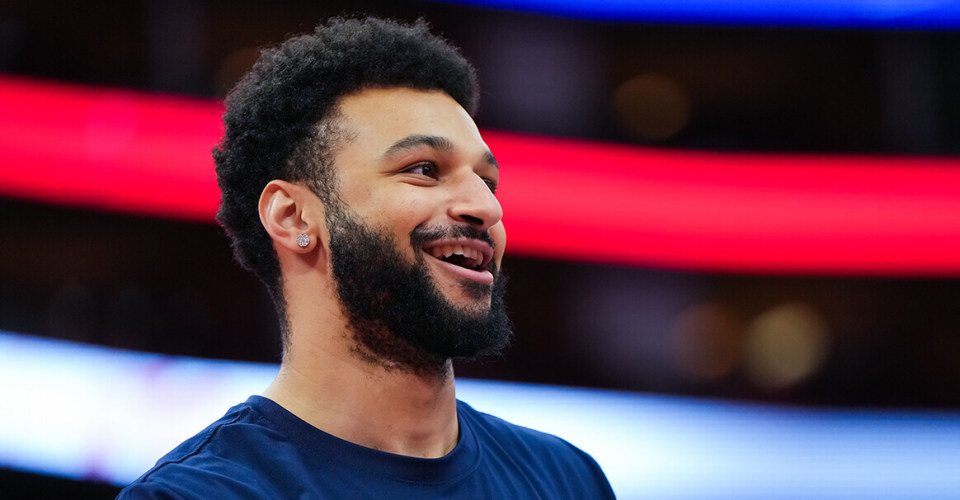 掘金后卫贾马尔穆雷将于今日复出战火箭