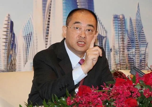 当然是进了许家印和夏海钧这些高管的口袋里.