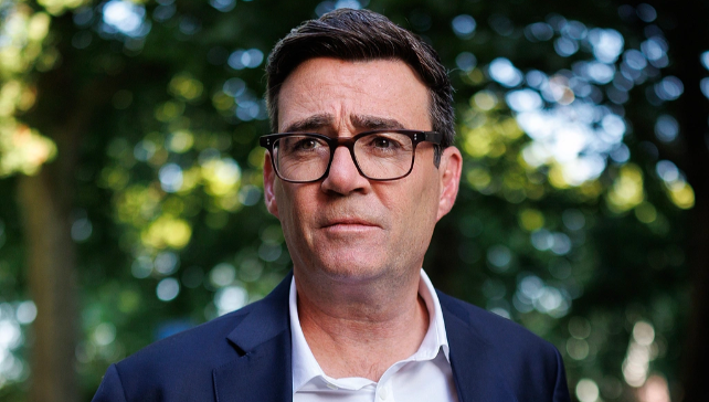 英媒：获“压倒性支持”，伯纳姆距离接任英国首相仅一步之遥