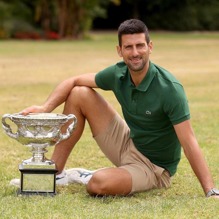 呼吸都是错德约科维奇拍照都被球迷嘲讽澳网10冠王被批没创意