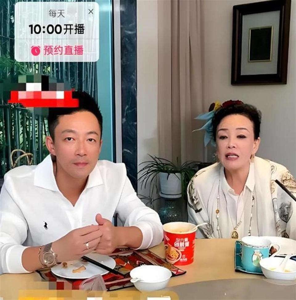 矛盾升级! 张兰回应了, 坦言有1万个儿子, 谈小菲身世, 自曝离婚内幕_腾讯新闻
