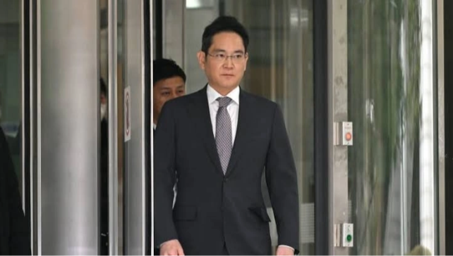 三星李在镕现身太阳谷峰会，直奔苹果、亚马逊、OpenAI拿订单