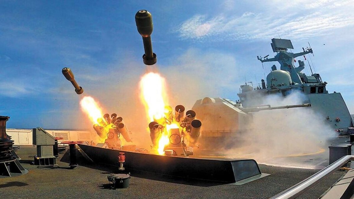 日本可能淪為戰場，解放軍發出強硬警告 - 