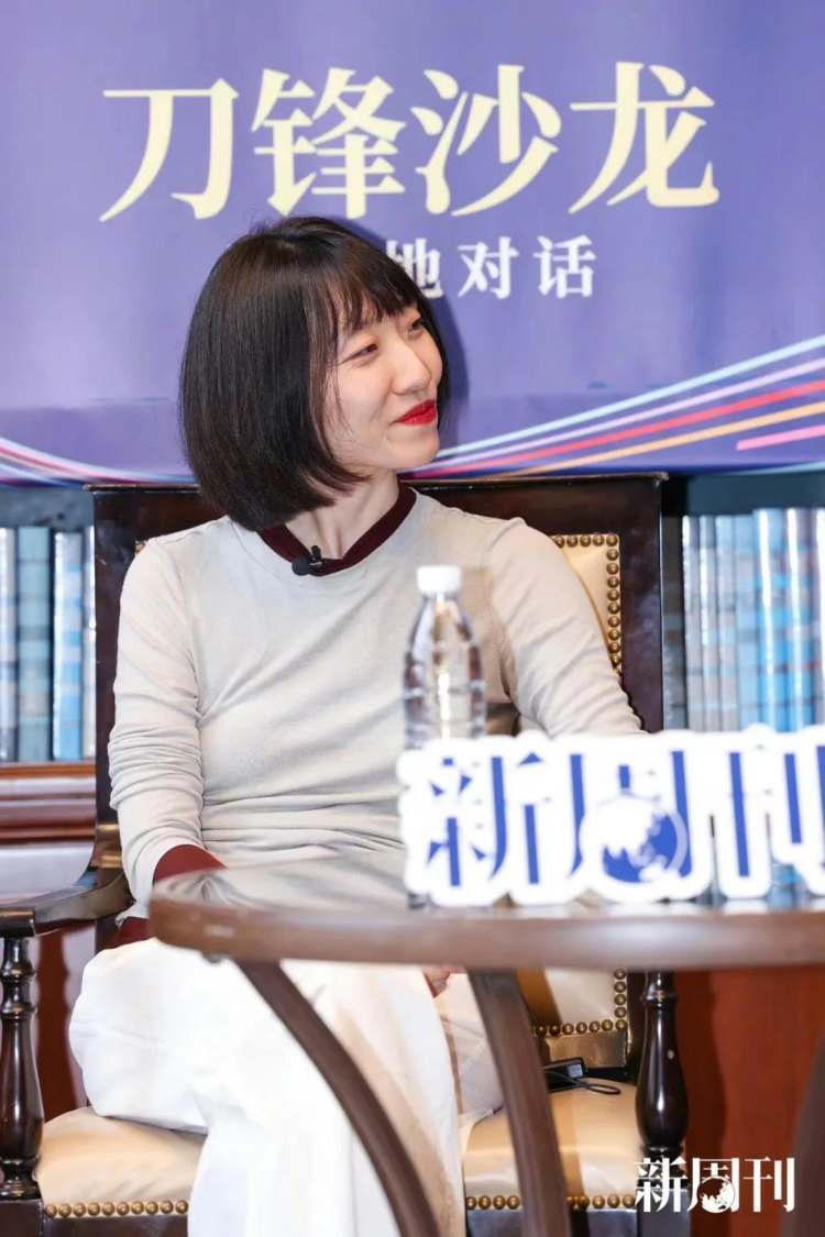 随机波动:女性主义的起点,常常是妈妈_腾讯新闻