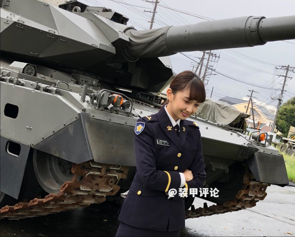 �ձ�������̹�˳��£�Ϊ����Ů��ʻ����