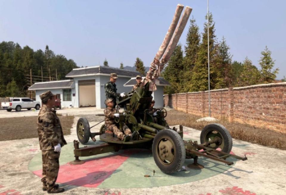 中国65式双管37毫米高炮,使用已有半个世纪,至今仍未退休