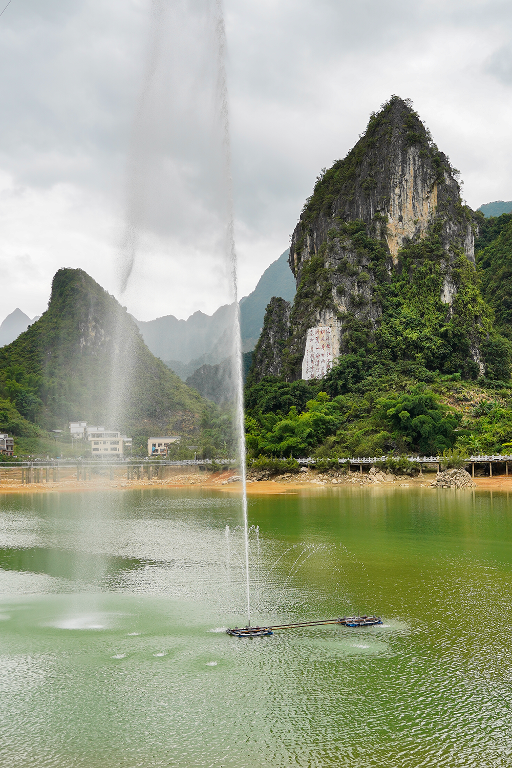 广西百色网红景点,明星张馨予来过,风景实在是太美了!