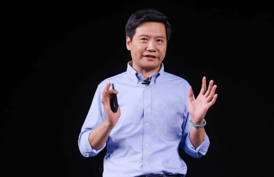 3月14日晚间,小米集团董事长雷军发布微博,回应多个与小米汽车su7正式