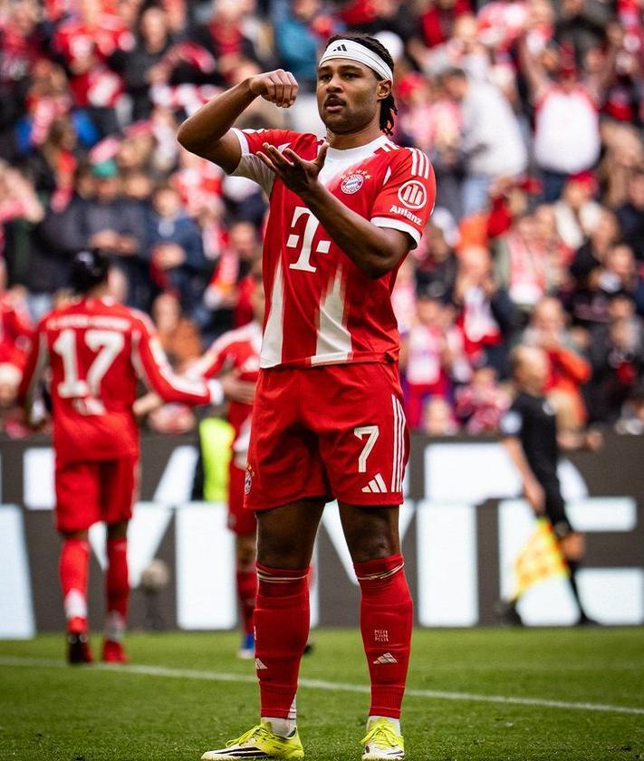 格納布里雙響，凱恩無緣戴帽，拜仁4-0柏林聯合劍指德甲神跡 - 