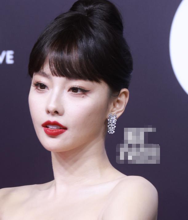 ����һ���GQʢ�� ���Ǵ�����Ϻ� GQ����ó���ɱ��ﵶ�����