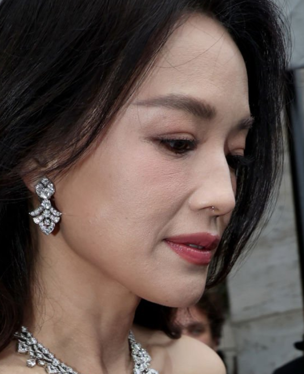 罗马这一夜,"肉乎乎"的刘亦菲,打了内娱多少"白瘦幼"女星的脸