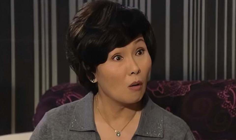 香港武术指导唐佳跳楼轻生当场死亡，是知名女星雪妮的丈夫_腾讯新闻
