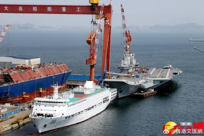 海试后返港的辽宁舰,拦阻索附近被磨的黢黑,歼35可能已触舰复飞_腾讯