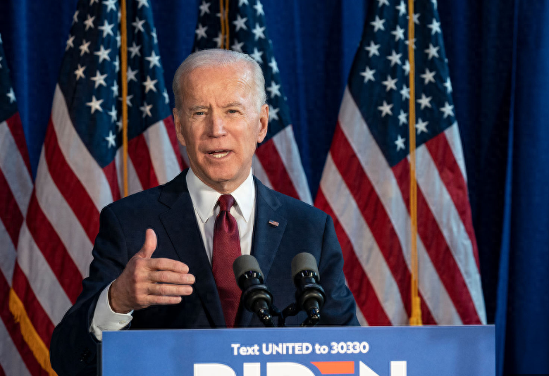 Biden begged to continue to assist Ukraine, and could not completely give up Ukraine, which is conducive to Russia and Ukraine talks.