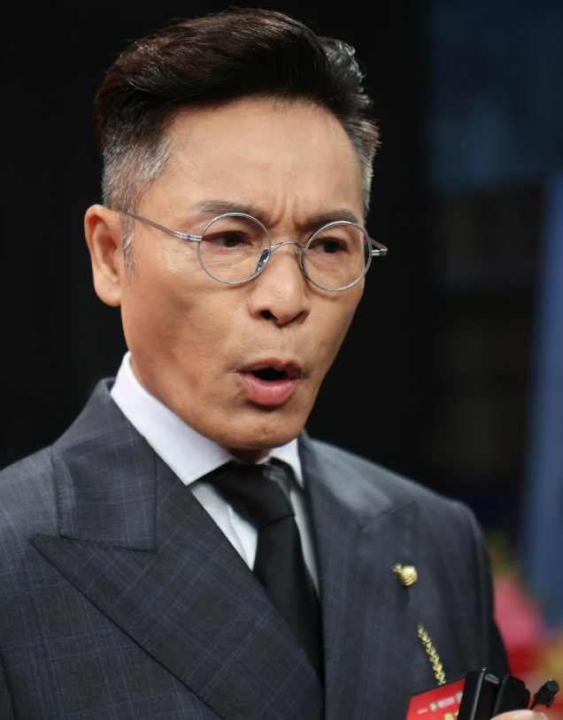 郭晋安宣布离婚后首次现身,回应与前妻现在的关系,及子女归属问题