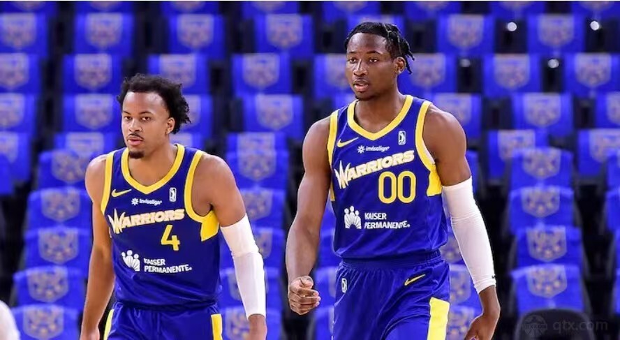 毀滅性傷病！庫里痛苦抱頭，全體球員淚目，勇士雙線計劃徹底失敗 - 