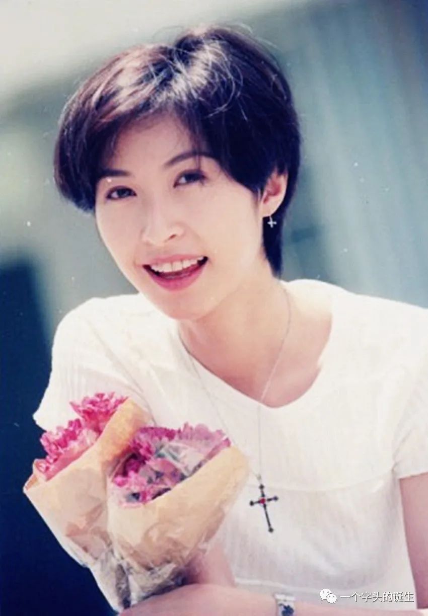 郭蔼明:港姐学历天花板,笑看风云大时代