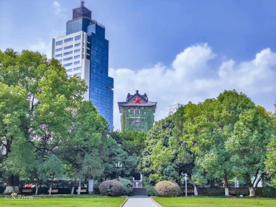 好消息!南京大学等高校招生扩招,网友:机遇来了,请务必抓住_腾讯新闻