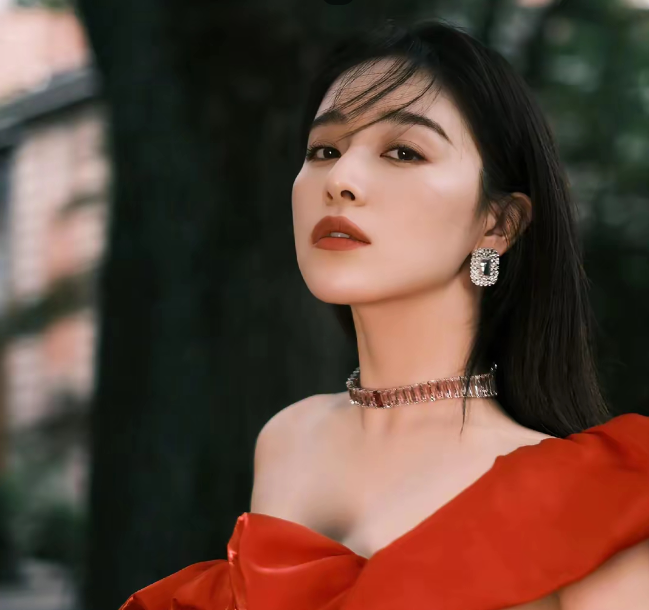 闞清子的熱搜爆了！被曝嬰兒剛出生就夭折，網友情緒一邊倒 - 