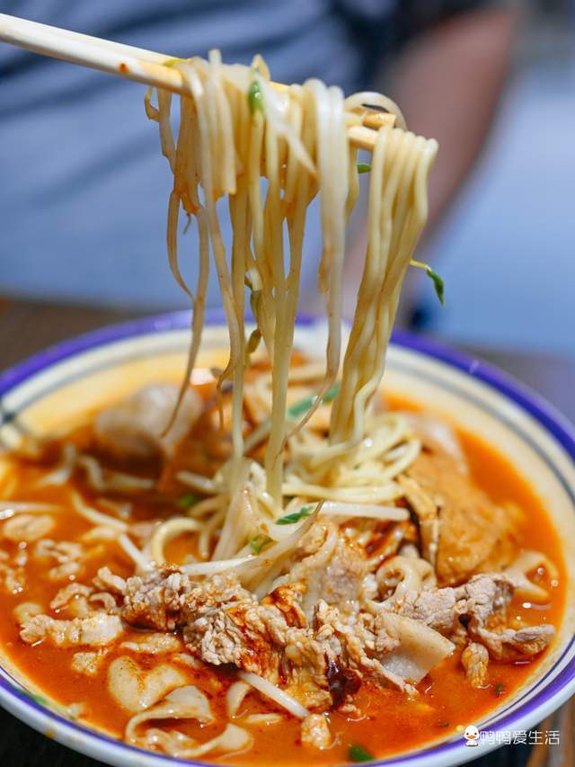 吃多了沙茶面,这碗辣口的沙嗲面更过瘾!15元起吃饱饱!
