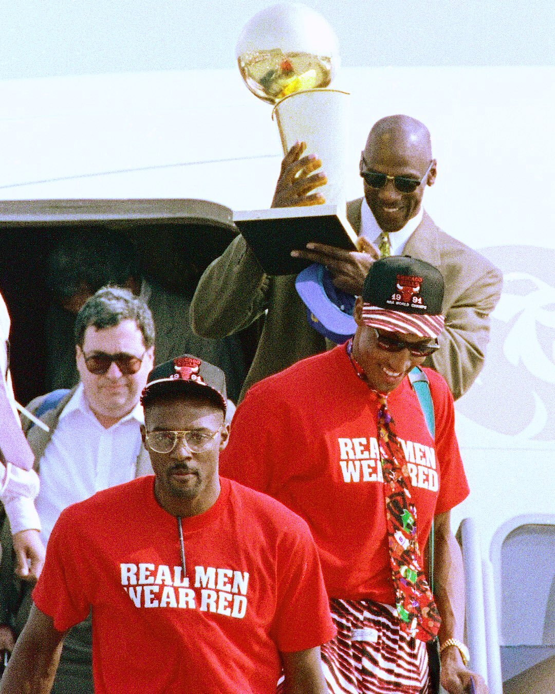 兩大公牛名宿發聲：喬丹皮蓬應放下自負驕傲 王朝榮耀不該被恩怨掩蓋 - 