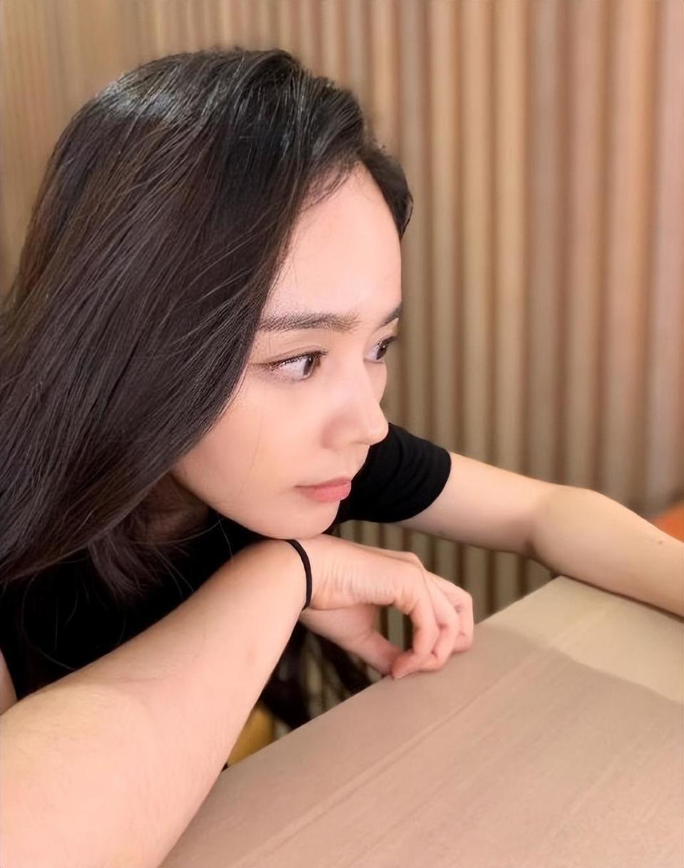 韩佳人15年来首次剪短发,丈夫延正勋表示,真的非常漂亮-腾讯新闻