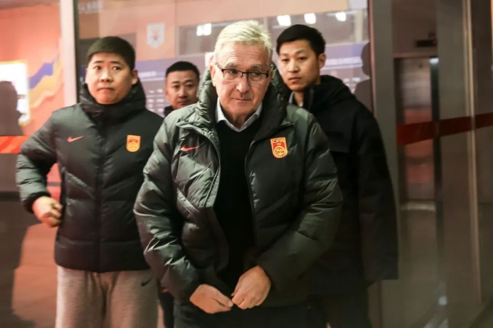 足协有意推进国足年轻化伊万执教成败关键在三个人字