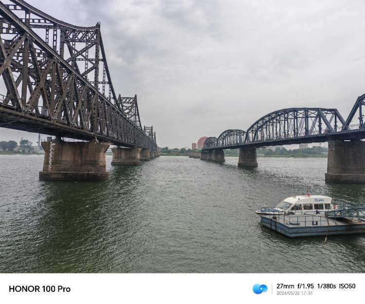 见证抗美援朝历史的"鸭绿江断桥"