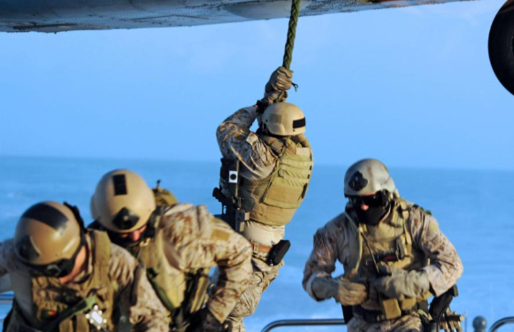 ��Ѻ������ �������������������