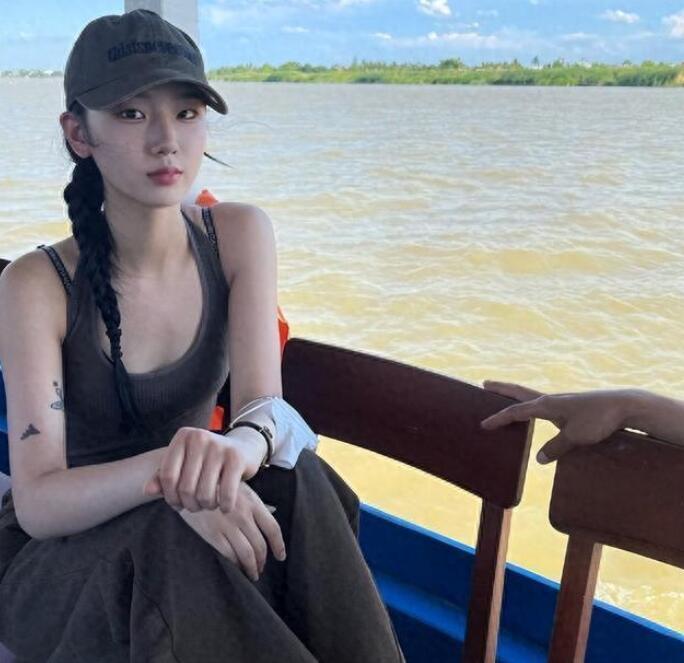 比如大舅子这个外号常年是mystic的外号,因为他有两位妹妹,长得非常